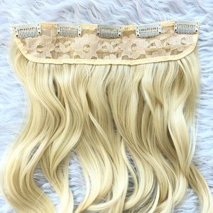 Clip in Hair Extensions one piece light blonde